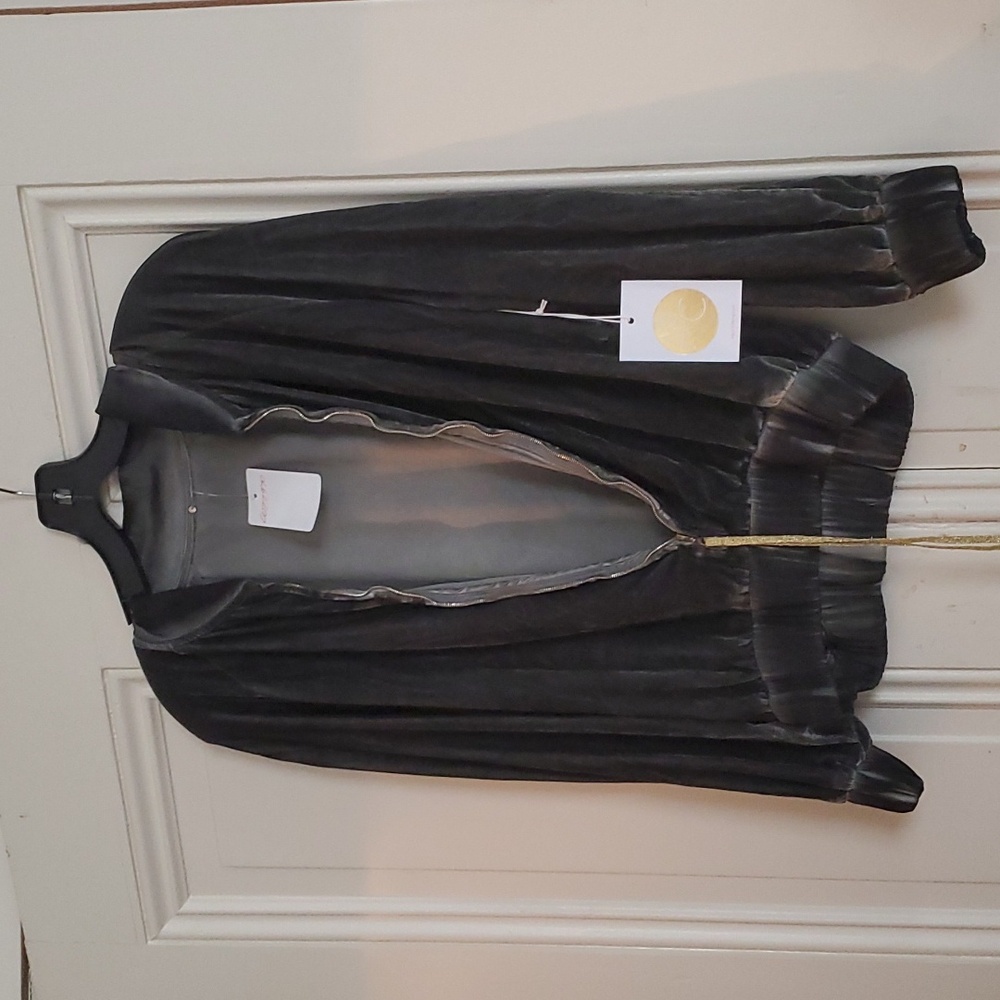 Elegant Black Velvet Women's Top